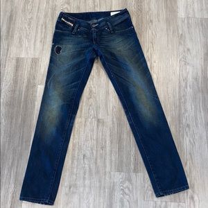 Diesel NWOT Jeans 27X32
